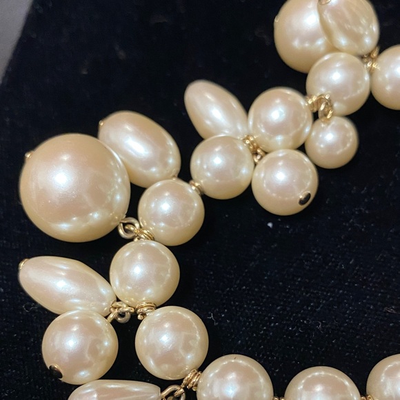 Elegant vintage Cream Pearl stretch Bracelet - Picture 5 of 9